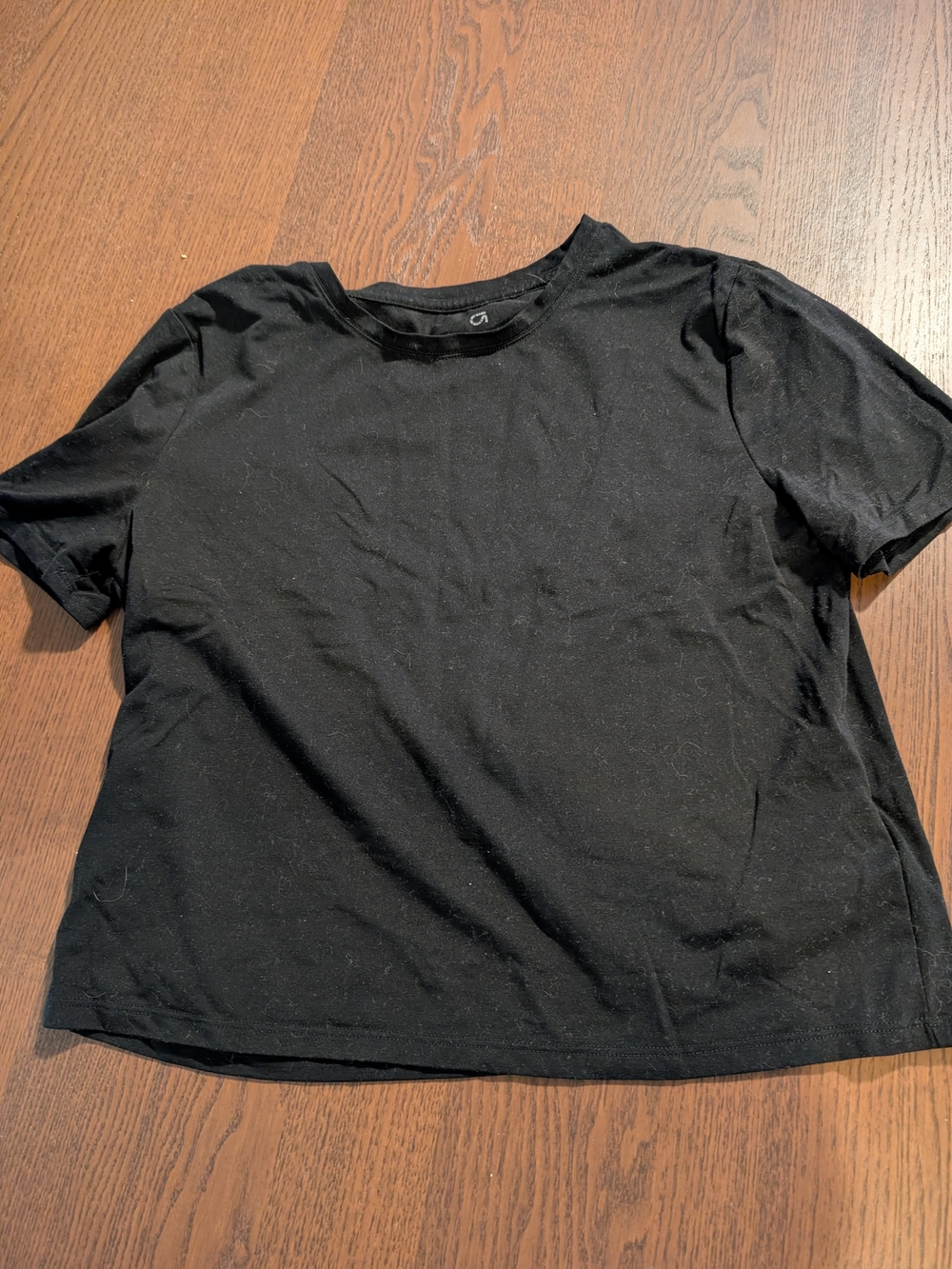 Gap Athletic Shirt And Shorts